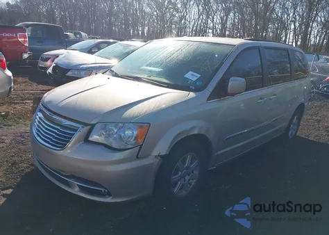 2013 Chrysler Town & Country Touring from USA, damaged, VIN 2C4RC1BG9DR576891